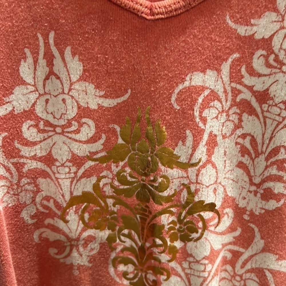 Vintage Y2K cap sleeve tee with metallic print - Picture 2 of 5